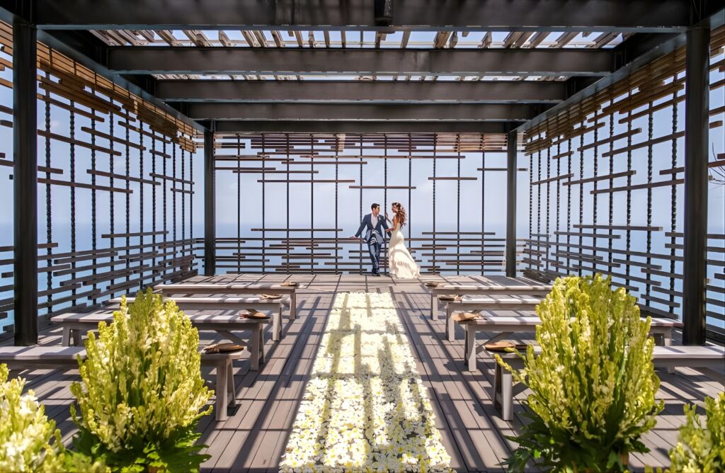 Alila Villas Uluwatu Cliff-edge Cabana <br>（クリフ・エッジ・カバナ アリラ・ヴィラズ・ウルワツ）のサムネイル